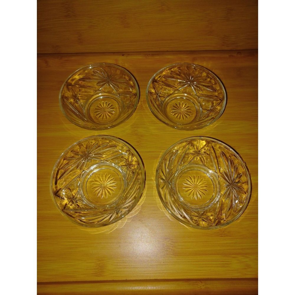 Set‎ Of 4 Anchor Hocking Clear Glass Berry Bowls 4" - Picture 2 of 3